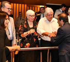 Foto de la galería: Fiesta de la democracia: juraron el gobernador y el vice y reeligieron a Carlos Rovira al frente de la Legislatura