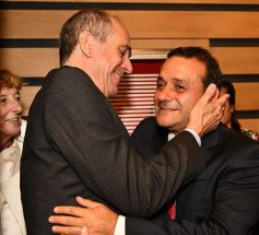 Foto de la galería: Fiesta de la democracia: juraron el gobernador y el vice y reeligieron a Carlos Rovira al frente de la Legislatura