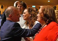 Foto de la galería: Fiesta de la democracia: juraron el gobernador y el vice y reeligieron a Carlos Rovira al frente de la Legislatura