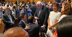 Foto de la galería: Fiesta de la democracia: juraron el gobernador y el vice y reeligieron a Carlos Rovira al frente de la Legislatura