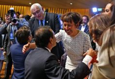 Foto de la galería: Fiesta de la democracia: juraron el gobernador y el vice y reeligieron a Carlos Rovira al frente de la Legislatura