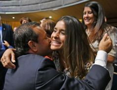 Foto de la galería: Fiesta de la democracia: juraron el gobernador y el vice y reeligieron a Carlos Rovira al frente de la Legislatura
