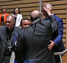 Foto de la galería: Fiesta de la democracia: juraron el gobernador y el vice y reeligieron a Carlos Rovira al frente de la Legislatura
