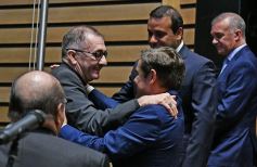 Foto de la galería: Fiesta de la democracia: juraron el gobernador y el vice y reeligieron a Carlos Rovira al frente de la Legislatura