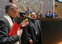 Foto de la galería: Fiesta de la democracia: juraron el gobernador y el vice y reeligieron a Carlos Rovira al frente de la Legislatura