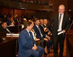 Foto de la galería: Fiesta de la democracia: juraron el gobernador y el vice y reeligieron a Carlos Rovira al frente de la Legislatura