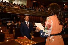 Foto de la galería: Fiesta de la democracia: juraron el gobernador y el vice y reeligieron a Carlos Rovira al frente de la Legislatura
