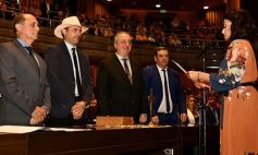 Foto de la galería: Fiesta de la democracia: juraron el gobernador y el vice y reeligieron a Carlos Rovira al frente de la Legislatura