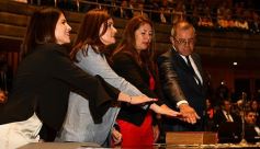 Foto de la galería: Fiesta de la democracia: juraron el gobernador y el vice y reeligieron a Carlos Rovira al frente de la Legislatura