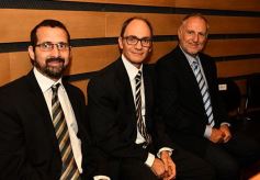 Foto de la galería: Fiesta de la democracia: juraron el gobernador y el vice y reeligieron a Carlos Rovira al frente de la Legislatura