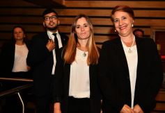 Foto de la galería: Fiesta de la democracia: juraron el gobernador y el vice y reeligieron a Carlos Rovira al frente de la Legislatura