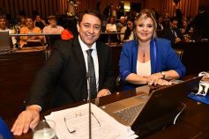 Foto de la galería: Fiesta de la democracia: juraron el gobernador y el vice y reeligieron a Carlos Rovira al frente de la Legislatura