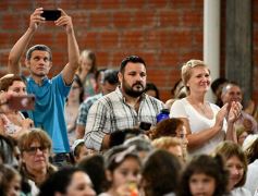 Foto de la galería: Emoción, lágrimas y alegría en el cierre del año del Colegio del Carmen