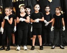 Foto de la galería: Emoción, lágrimas y alegría en el cierre del año del Colegio del Carmen