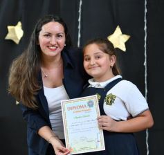 Foto de la galería: Emoción, lágrimas y alegría en el cierre del año del Colegio del Carmen