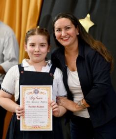Foto de la galería: Emoción, lágrimas y alegría en el cierre del año del Colegio del Carmen