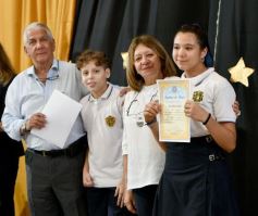 Foto de la galería: Emoción, lágrimas y alegría en el cierre del año del Colegio del Carmen