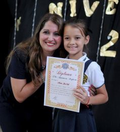 Foto de la galería: Emoción, lágrimas y alegría en el cierre del año del Colegio del Carmen