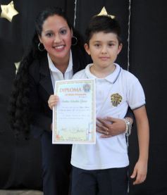Foto de la galería: Emoción, lágrimas y alegría en el cierre del año del Colegio del Carmen