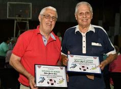 Foto de la galería: Homenajearon a leyendas del fútbol misionero