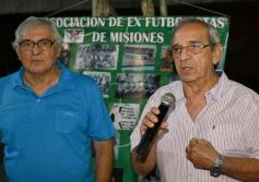 Foto de la galería: Homenajearon a leyendas del fútbol misionero