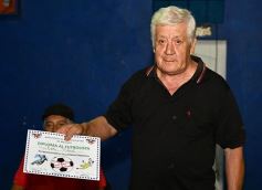 Foto de la galería: Homenajearon a leyendas del fútbol misionero