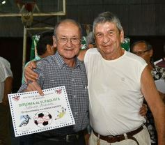 Foto de la galería: Homenajearon a leyendas del fútbol misionero