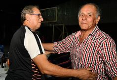 Foto de la galería: Homenajearon a leyendas del fútbol misionero