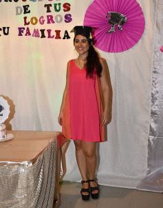 Foto de la galería: Paula se recibió de diseñadora y la familia celebró a lo grande