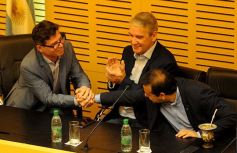 Foto de la galería: En Misiones funcionará la primera fábrica de nano sensores IoT del país