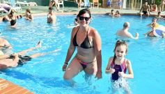 Foto de la galería: Navidad en la pileta del IPLyC