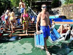 Foto de la galería: Navidad en la pileta del IPLyC