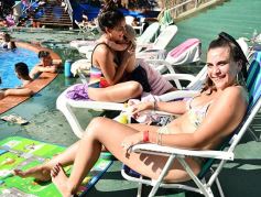 Foto de la galería: Navidad en la pileta del IPLyC