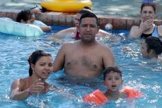 Foto de la galería: Navidad en la pileta del IPLyC