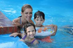 Foto de la galería: Navidad en la pileta del IPLyC