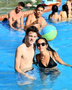 Foto de la galería: Navidad en la pileta del IPLyC