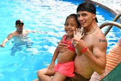 Foto de la galería: Navidad en la pileta del IPLyC