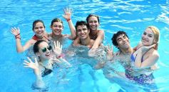 Foto de la galería: Navidad en la pileta del IPLyC