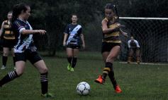 Sixto Fotografías. Deportes. Fútbol Femenino - Interesante torneo de fútbol femenino en el club de la Hormiga