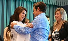 Sixto Fotografías. Sociedad. Campañas - La Renovación presentó a sus candidatos a diputados provinciales