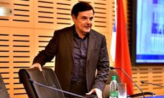 Sixto Fotografías. Sociedad. Cámara de Diputados - Carlos Rovira: "La boleta corta es el sagrado respeto del voto del 2 de junio”