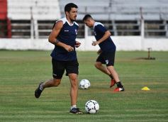 Foto de la galería: Con muchas caras nuevas, Guaraní arrancó la pretemporada