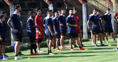 Foto de la galería: Con muchas caras nuevas, Guaraní arrancó la pretemporada