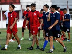 Foto de la galería: Con muchas caras nuevas, Guaraní arrancó la pretemporada