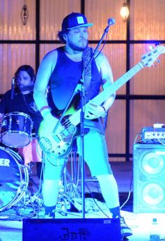 Foto de la galería: Fabio Gasser, a puro rock en Beerlín