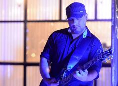 Foto de la galería: Fabio Gasser, a puro rock en Beerlín