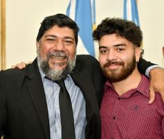 Foto de la galería: Juraron como ministros Samuel López y Joselo Schuap