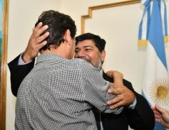 Foto de la galería: Juraron como ministros Samuel López y Joselo Schuap