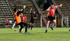 Foto de la galería: En su primer amistoso de pretemporada, Guaraní goleó a un combinado encarnaceno