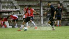 Foto de la galería: En su primer amistoso de pretemporada, Guaraní goleó a un combinado encarnaceno